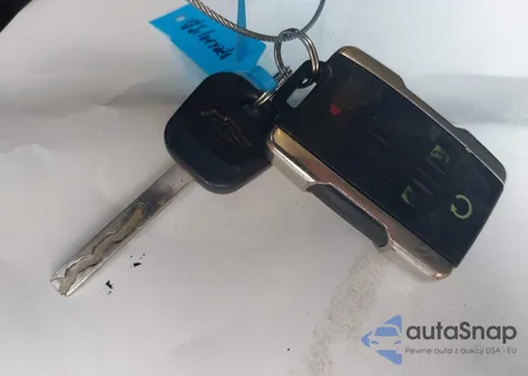 2018 Chevrolet Silverado 1500 1Lt from USA, damaged, VIN 3GCPCREC3JG178737